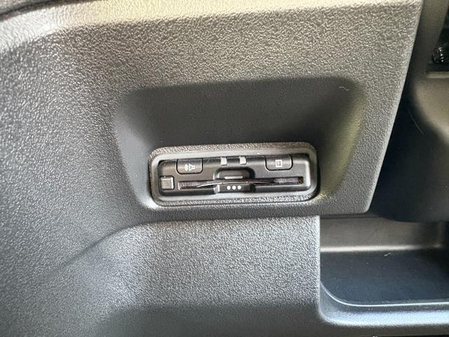 N-BOXカスタム ベースグレード ETC 純正ディスプレイオーディオ AppleCarPlay AndroidAuto Bluetooth USB キーレス クルーズコントロール Rカメラ LEDヘッドライト 衝突被害軽減システム(17枚目)