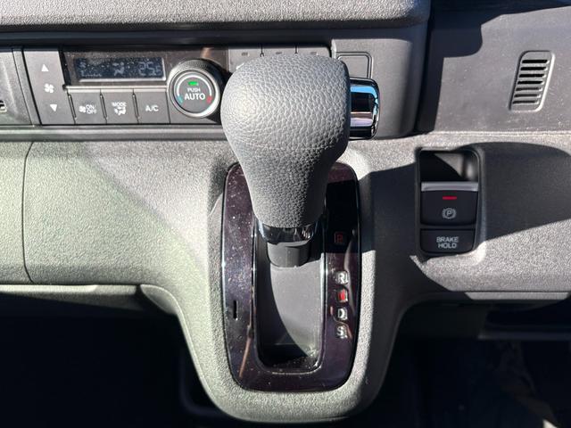 N-BOXカスタム ベースグレード ETC 純正ディスプレイオーディオ AppleCarPlay AndroidAuto Bluetooth USB キーレス クルーズコントロール Rカメラ LEDヘッドライト 衝突被害軽減システム(20枚目)