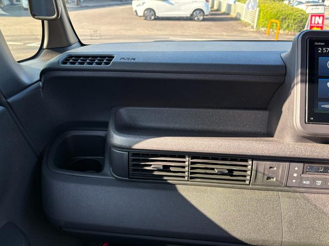 N-BOXカスタム ベースグレード ETC 純正ディスプレイオーディオ AppleCarPlay AndroidAuto Bluetooth USB キーレス クルーズコントロール Rカメラ LEDヘッドライト 衝突被害軽減システム(25枚目)