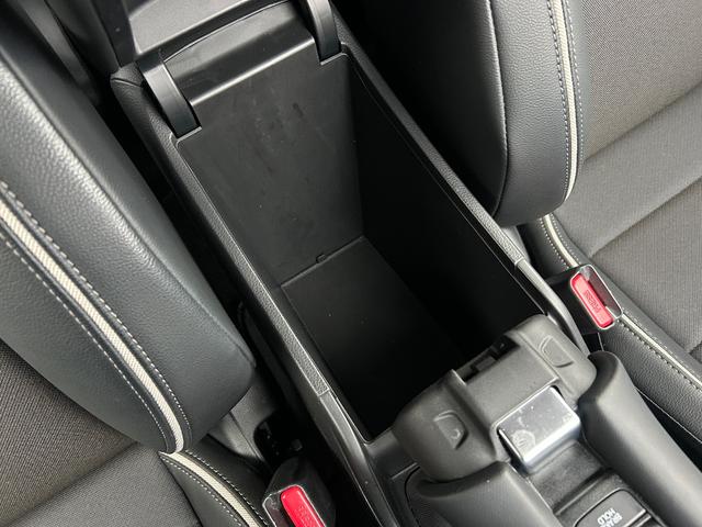 �A�[�����X�g���J���ƁA�傫�Ȏ��[�X�y�[�X�������܂��I