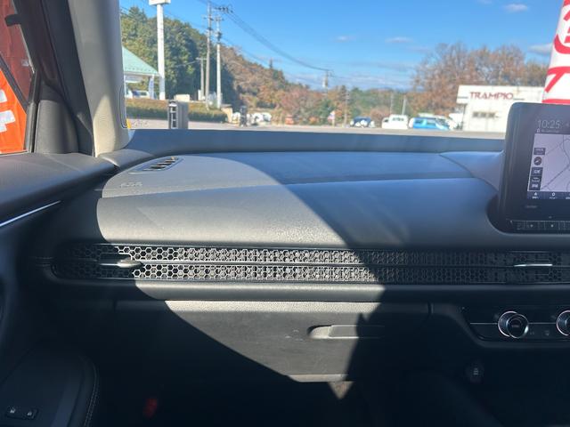 ���ꕶ���̃G�A�R���A�E�g���b�g���̗p�B���C�h������������ƂƂ��ɁA�\�ʂ̃p���`���O���^��������Đ��k���㎿�Ȉ�ۂ�^���܂����I