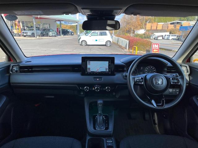 ヴェゼル ｅ：ＨＥＶ　Ｘ　ＣＤ再生　当社下取り車両　フォグライト　純正カーナビ　　キーレス　クルーズコントロール　Ｒカメラ　ＬＥＤヘッドライト　　オートハイビーム　禁煙車　ディーラー定期メンテナンス車両（2枚目）