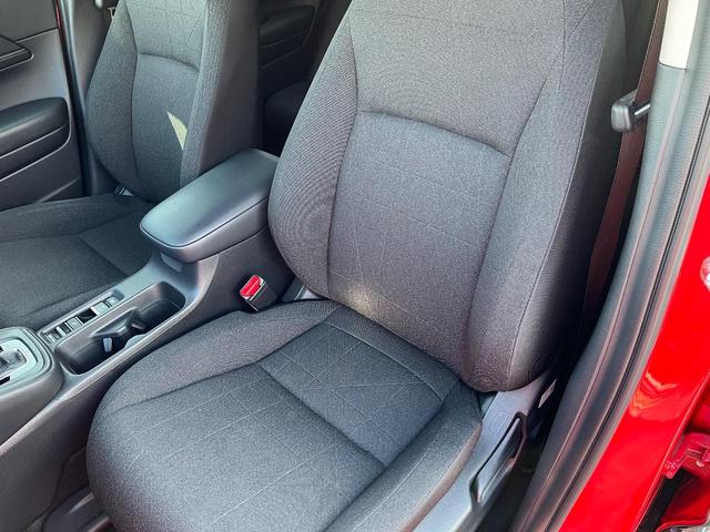 ヴェゼル ｅ：ＨＥＶ　Ｘ　ＣＤ再生　当社下取り車両　フォグライト　純正カーナビ　　キーレス　クルーズコントロール　Ｒカメラ　ＬＥＤヘッドライト　　オートハイビーム　禁煙車　ディーラー定期メンテナンス車両（37枚目）