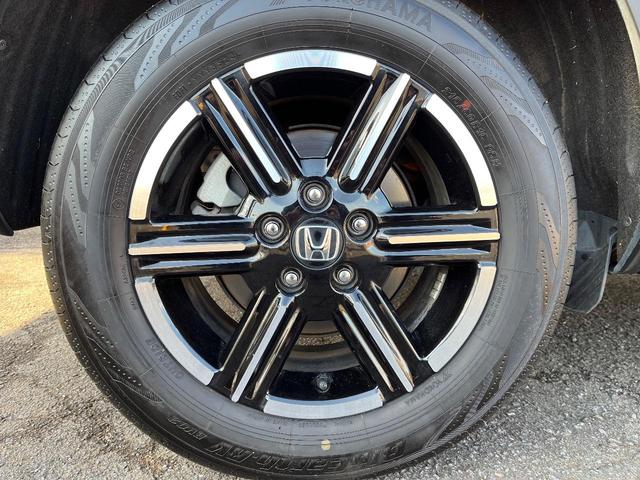 ヴェゼル ｅ：ＨＥＶ　Ｘ　ＣＤ再生　当社下取り車両　フォグライト　純正カーナビ　　キーレス　クルーズコントロール　Ｒカメラ　ＬＥＤヘッドライト　　オートハイビーム　禁煙車　ディーラー定期メンテナンス車両（43枚目）