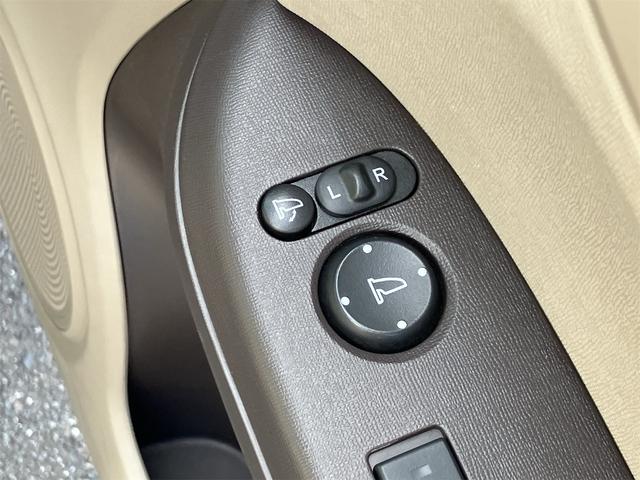 Ｎ－ＯＮＥ Ｇ・Ｌパッケージ　ＨＩＤヘッドライト　１４インチＡＷ　ナビ地デジＴＶ　バックカメラ　Ｂｌｕｅｔｏｏｔｈ　スマートキー　ＥＴＣ　プッシュスターター　電動格納ドアミラー　オートライト　オートエアコン　ベンチシート（15枚目）