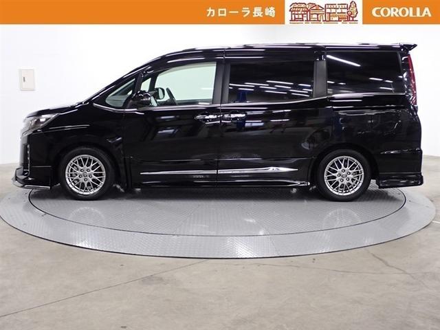 ノア ハイブリッドＳｉ　ダブルバイビーＩＩ　フルセグ　メモリーナビ　ＤＶＤ再生　後席モニター　バックカメラ　衝突被害軽減システム　ＥＴＣ　ドラレコ　両側電動スライド　ＬＥＤヘッドランプ　乗車定員７人　３列シート　フルエアロ　記録簿（4枚目）