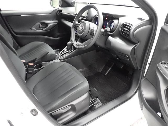 ヤリス Ｇ　バックカメラ　衝突被害軽減システム　ＬＥＤヘッドランプ　記録簿（15枚目）