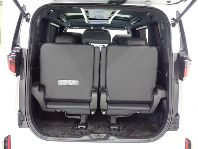 ヴェルファイア Ｚ　プレミア　革シート　サンルーフ　４ＷＤ　フルセグ　メモリーナビ　後席モニター　バックカメラ　衝突被害軽減システム　ＥＴＣ　ドラレコ　両側電動スライド　ＬＥＤヘッドランプ　乗車定員７人　３列シート（13枚目）