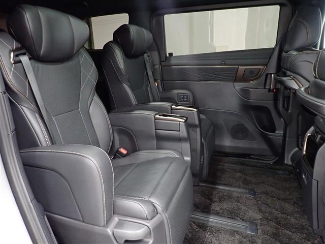 ヴェルファイア Ｚ　プレミア　革シート　サンルーフ　４ＷＤ　フルセグ　メモリーナビ　後席モニター　バックカメラ　衝突被害軽減システム　ＥＴＣ　ドラレコ　両側電動スライド　ＬＥＤヘッドランプ　乗車定員７人　３列シート（16枚目）