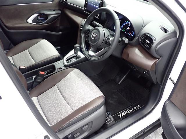 ヤリスクロス ハイブリッドZ バックカメラ 衝突被害軽減システム ETC ドラレコ LEDヘッドランプ フルエアロ 記録簿(16枚目)