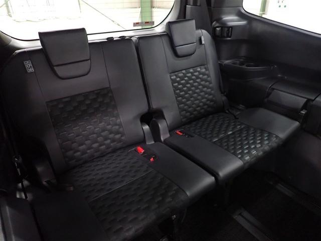 ヴォクシー Ｓ－Ｚ　フルセグ　メモリーナビ　ＤＶＤ再生　後席モニター　バックカメラ　衝突被害軽減システム　ＥＴＣ　ドラレコ　両側電動スライド　ＬＥＤヘッドランプ　乗車定員７人　３列シート　記録簿（16枚目）