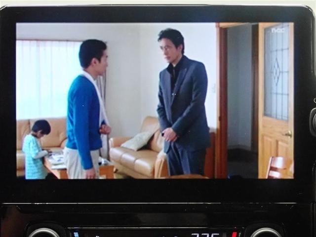 シエンタ ハイブリッドＺ　フルセグ　メモリーナビ　ミュージックプレイヤー接続可　バックカメラ　衝突被害軽減システム　ＥＴＣ　ドラレコ　両側電動スライド　ＬＥＤヘッドランプ　ウオークスルー　乗車定員７人　３列シート　記録簿（25枚目）