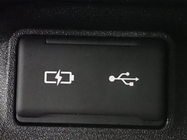 シエンタ ハイブリッドＺ　フルセグ　メモリーナビ　ミュージックプレイヤー接続可　バックカメラ　衝突被害軽減システム　ＥＴＣ　ドラレコ　両側電動スライド　ＬＥＤヘッドランプ　ウオークスルー　乗車定員７人　３列シート　記録簿（32枚目）