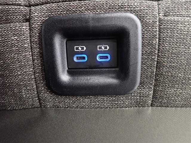 シエンタ ハイブリッドＺ　フルセグ　メモリーナビ　ミュージックプレイヤー接続可　バックカメラ　衝突被害軽減システム　ＥＴＣ　ドラレコ　両側電動スライド　ＬＥＤヘッドランプ　ウオークスルー　乗車定員７人　３列シート　記録簿（33枚目）