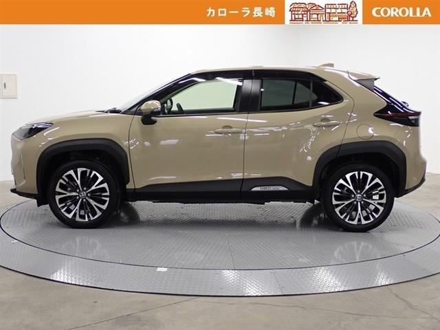 ヤリスクロス ハイブリッドＺ　フルセグ　メモリーナビ　バックカメラ　衝突被害軽減システム　ＥＴＣ　ＬＥＤヘッドランプ　記録簿（4枚目）