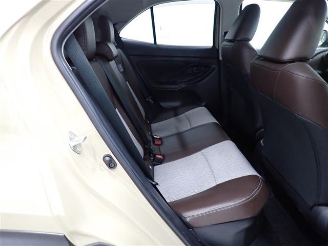 ヤリスクロス ハイブリッドＺ　フルセグ　メモリーナビ　バックカメラ　衝突被害軽減システム　ＥＴＣ　ＬＥＤヘッドランプ　記録簿（13枚目）