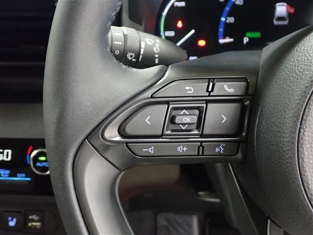 ヤリスクロス ハイブリッドＺ　フルセグ　メモリーナビ　バックカメラ　衝突被害軽減システム　ＥＴＣ　ＬＥＤヘッドランプ　記録簿（29枚目）