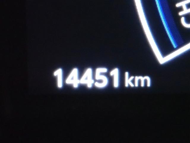 ヤリスクロス ハイブリッドＺ　フルセグ　バックカメラ　衝突被害軽減システム　ＥＴＣ　ＬＥＤヘッドランプ（18枚目）