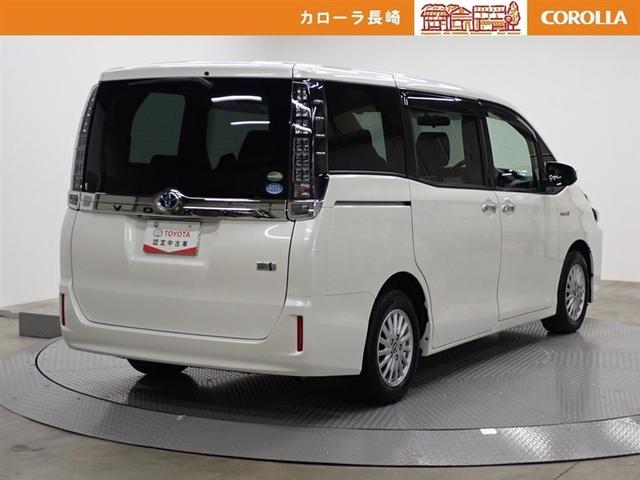 ヴォクシー ハイブリッドＶ　フルセグ　メモリーナビ　ＤＶＤ再生　バックカメラ　ＥＴＣ　両側電動スライド　ＬＥＤヘッドランプ　乗車定員７人　３列シート　記録簿（4枚目）