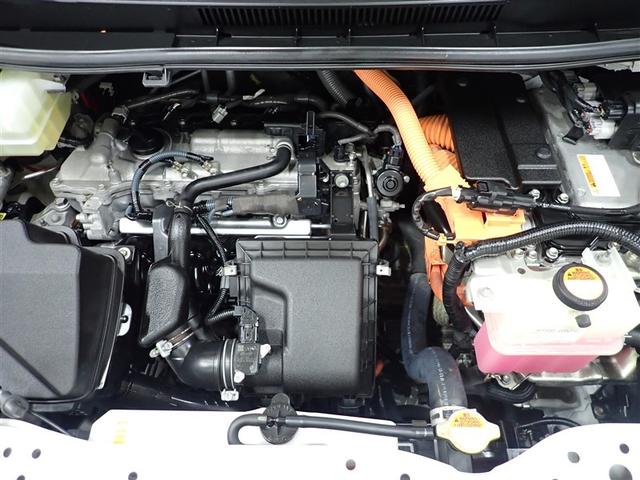 ヴォクシー ハイブリッドＶ　フルセグ　メモリーナビ　ＤＶＤ再生　バックカメラ　ＥＴＣ　両側電動スライド　ＬＥＤヘッドランプ　乗車定員７人　３列シート　記録簿（5枚目）