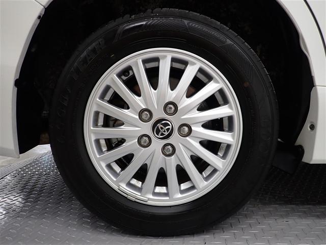 ヴォクシー ハイブリッドＶ　フルセグ　メモリーナビ　ＤＶＤ再生　バックカメラ　ＥＴＣ　両側電動スライド　ＬＥＤヘッドランプ　乗車定員７人　３列シート　記録簿（6枚目）