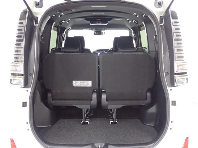 ヴォクシー ＺＳ　煌　フルセグ　メモリーナビ　ＤＶＤ再生　後席モニター　バックカメラ　衝突被害軽減システム　ＥＴＣ　両側電動スライド　ＬＥＤヘッドランプ　ウオークスルー　乗車定員７人　３列シート　記録簿（12枚目）