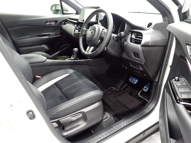 Ｃ－ＨＲ Ｓ　ＧＲスポーツ　フルセグ　メモリーナビ　バックカメラ　衝突被害軽減システム　ＥＴＣ　ＬＥＤヘッドランプ　記録簿（17枚目）