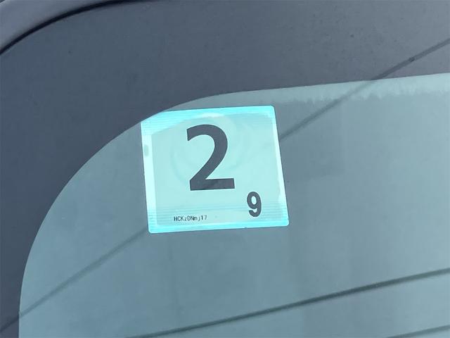 ミニカ ライラ　社外ナビ地デジＴＶ　走行５７４０７ｋｍ　車検令和９年２月　オートマ車　エアコン　パワーステアリング　ＡＢＳ付（3枚目）