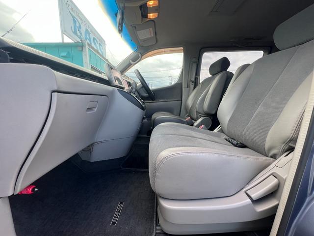 エルグランド ハイウェイスター 左側パワースライドドア TV視聴 社外アルミホイール スマートキー ディスチャージヘッドライト ETC(30枚目)