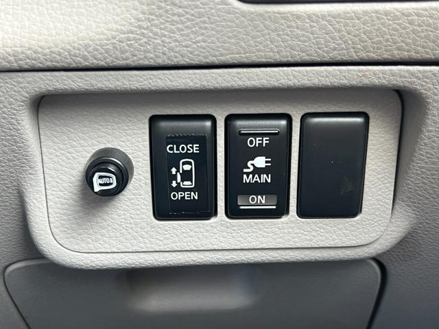 エルグランド ハイウェイスター 左側パワースライドドア TV視聴 社外アルミホイール スマートキー ディスチャージヘッドライト ETC(41枚目)