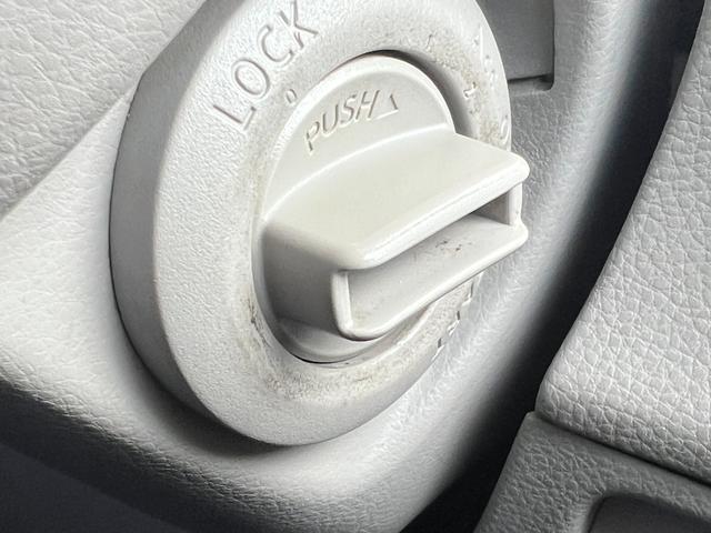 エルグランド ハイウェイスター 左側パワースライドドア TV視聴 社外アルミホイール スマートキー ディスチャージヘッドライト ETC(43枚目)