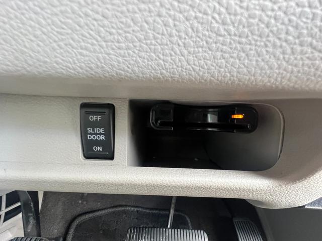 エルグランド ハイウェイスター 左側パワースライドドア TV視聴 社外アルミホイール スマートキー ディスチャージヘッドライト ETC(46枚目)