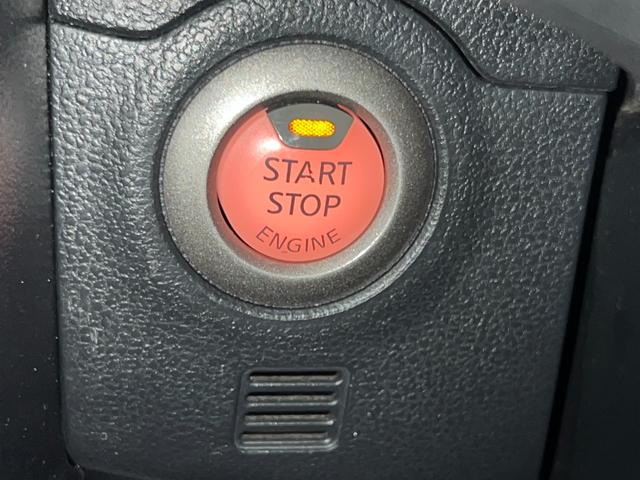 マーチ １２Ｘ　アイドリングストップ　スマートキー　プッシュスタートボタン　ナビ　ＴＶ　電動格納ミラー（36枚目）