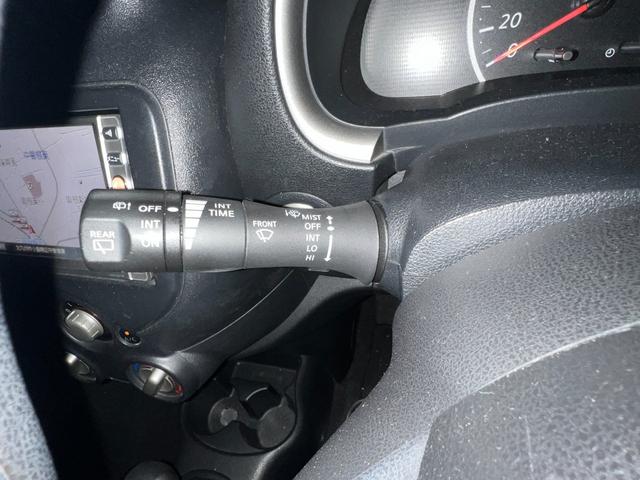 マーチ １２Ｘ　アイドリングストップ　スマートキー　プッシュスタートボタン　ナビ　ＴＶ　電動格納ミラー（38枚目）