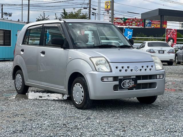 アルト アルト誕生３０年記念車　５速マニュアルシフト　ＭＴ車　キーレスキー　エアコン（8枚目）