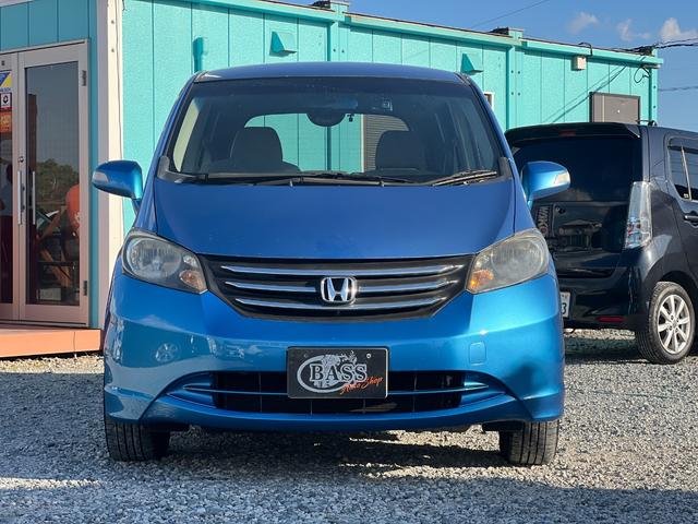 フリード G ジャストセレクション 左側パワースライドドア ナビ ETC ディスチャージヘッドライト キーレスキー(8枚目)