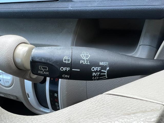 �y�@�֌n�z���ׂĂ̂��Ԃ���������Ǝԗ��`�F�b�N�A�_����S�Ԏ��{���Ă���܂��B�����d���i��G�A�R���@�\�͂������ł����A�g�����X�~�b�V������G���W���̓�����ԂȂǋ@�֌n����������ƃ`�F�b�N�ς݂ł��B