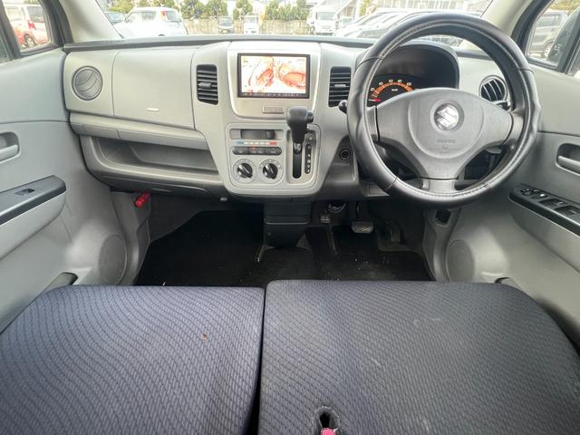 ワゴンＲ ＦＸ　ナビ　地デジＴＶ　Ｂｌｕｅｔｏｏｔｈ接続　エコ　キーレスエントリー　アルミホイール（10枚目）