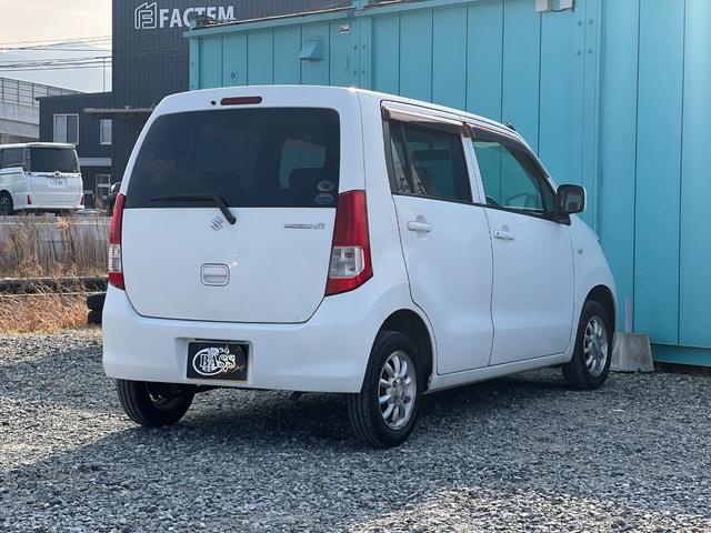 �݌Ɏԗ��ɂ��Ă͂�������Ɠ_�����s���Ă���܂��B�Ԍ��ɂ��K��������Ԃł̂��n���ł��̂ł����S���������܂��B