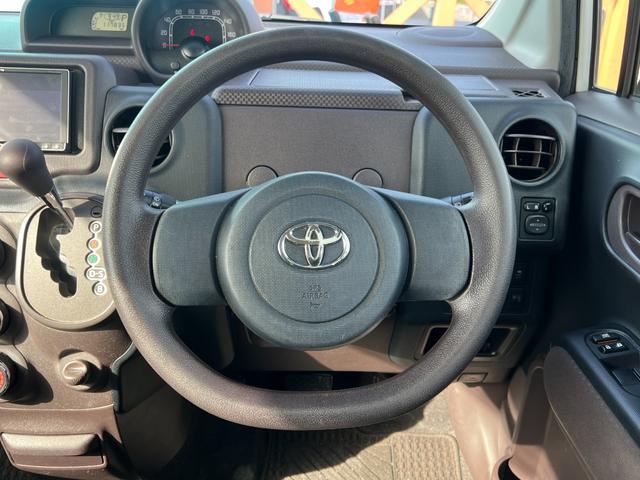 �y�N���[�j���O�ς݁z���X�ł͎ԓ��N���[�j���O����p�@�ނɂĂ�������Ǝ��{���Ă���܂��B�ԓ���Ԃ̓h���C�o�[�ɂƂ��čŏd�v�ȃ|�C���g�Ƃ��čl���Ă���A���S�E���S�E���K�ȃJ�[���C�t������Ēv���Ă���܂��B