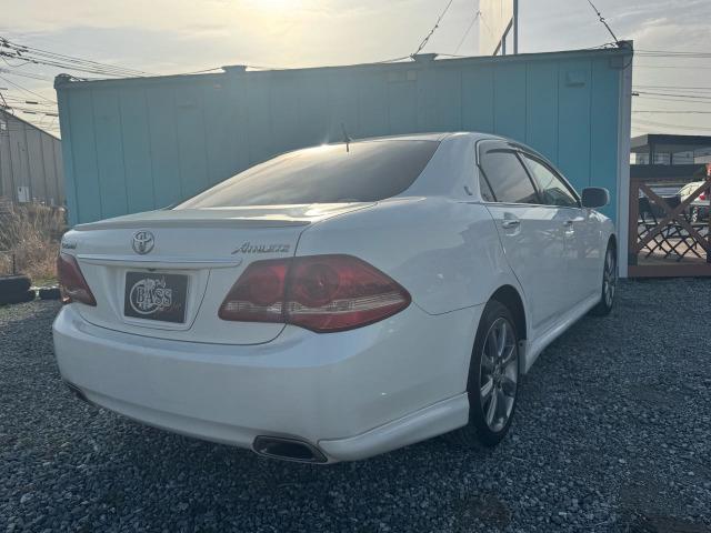 クラウン ３．５アスリート　純正ナビ　地デジＴＶ　バックカメラ　ＥＴＣ　クルーズコントロール　純正１８インチアルミホイール　パワーシート　スマートキー　電動チルトハンドル（11枚目）