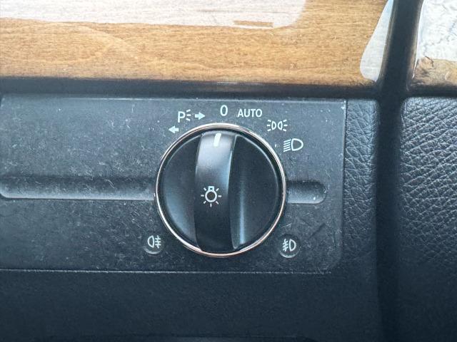 �y�w�b�h���C�g�z�w�b�h���C�g�͎g�p���Ă���Ə��X�ɓ܂��Ă��܂��N���A���򉻂��Ă����܂��B���F�������������C�g�͌��ʂ������Ă��܂��܂����A�����ڂł�����Ă��܂��܂��B��������Ɩ����Ă��n���v���܂��B