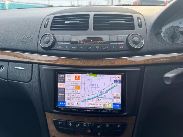 �y�I�[�g�G�A�R�������ԁz�I�[�g�@�\�ɂ��邱�ƂŁA�v�������x�╗�����╗�ʂ������������Ă����֗��ȋ@�\�ł��B�����ڂ��X�^�C���b�V���ł������ȃf�U�C���ƂȂ��Ă���܂��B