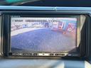 【バックカメラ】このお車はバックカメラも装備しておりますので、バックが苦手でも見えないところをしっかり映してくれるので安心安全に駐車ができます。