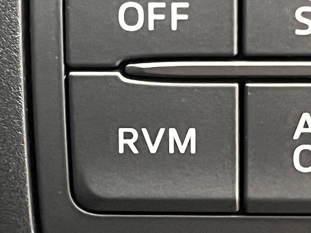 ＸＤ　Ｌパッケージ　禁煙　本革シート　シートＨ　クルコン　純正ＳＤナビ　フルセグＴＶ　バックカメラ　ＥＴＣ　ＲＶＭ　サイドカメラ　オートライト　アイドリングストップ　電動シート　オートエアコン　スマートキー(52枚目)