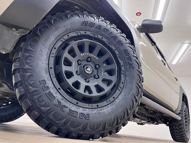 〒ＳＳＲ－Ｇ　純正ナビ　バックカメラ　デフロック　ＥＴＣ　オートライト　パートタイム４ＷＤ　リアフォグランプ　パワーウインド　オートエアコン　キーレス　ＬＯＸＡＲＮＹ　バトルシップ１７インチＡＷ(33枚目)