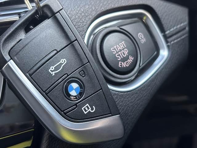 Ｘ１ ｘＤｒｉｖｅ　１８ｄ　ｘライン　禁煙　純正１０．２５インチナビ　ＬＥＤヘッドライト　バックカメラ　パーキングアシスト　ハーフレザー　パワーバックドア　パワーシート　ＥＴＣ　クリアランスソナー　スマートキー　純正１８インチアルミ（63枚目）
