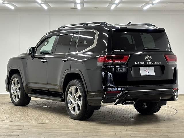 TOYOTA LAND CRUISER ZX | 2023 | BLACK | 3100 km | details TOYOTA LAND CRUISER ZX | 2023 | BLACK | 3100 km | details