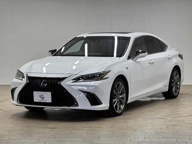 ＥＳ ＥＳ３００ｈ　Ｆスポーツ　サンルーフ　純正１２．３型ナビ　ＢＳＭ　デジタルインナーミラー　赤革シート　レーダークルコン　レーンキープアシスト　パワーバックドア　シートベンチレーション　ステリングヒーター　バックカメラ（22枚目）