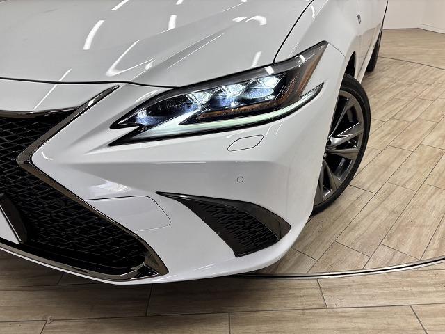 ＥＳ ＥＳ３００ｈ　Ｆスポーツ　サンルーフ　純正１２．３型ナビ　ＢＳＭ　デジタルインナーミラー　赤革シート　レーダークルコン　レーンキープアシスト　パワーバックドア　シートベンチレーション　ステリングヒーター　バックカメラ（80枚目）